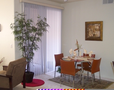 5303 N 7th Street - Photo Thumbnail 4
