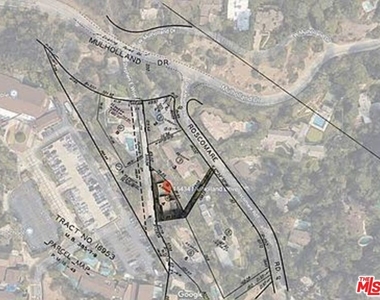 15434 Mulholland Drive - Photo Thumbnail 30