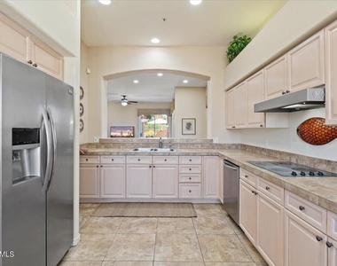 7700 E Princess Drive - Photo Thumbnail 14