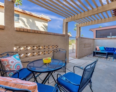 14247 N Boxwood Lane - Photo Thumbnail 4