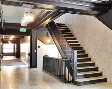 460 S Spring Street - Photo Thumbnail 30