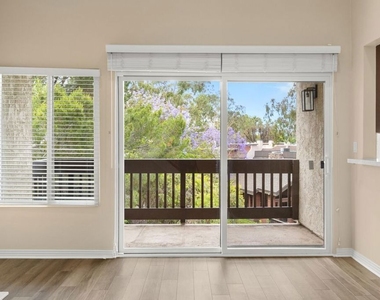12309 Summertime Lane - Photo Thumbnail 4