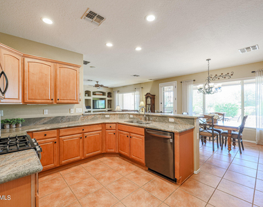 13755 W Nogales Drive - Photo Thumbnail 12