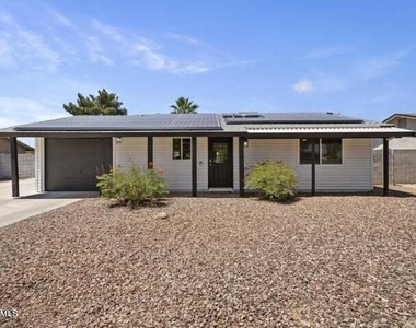 2554 E Villa Rita Drive - Photo Thumbnail 15