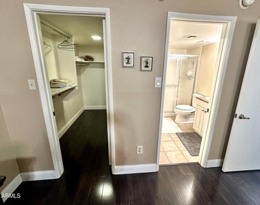 7950 E Camelback Road - Photo Thumbnail 11