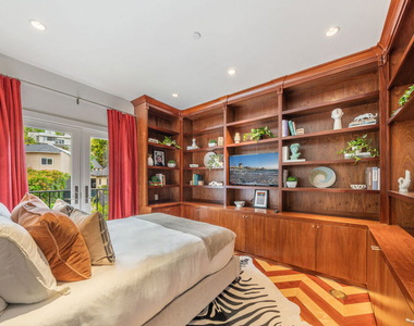 1655 N Crescent Heights Boulevard - Photo Thumbnail 28