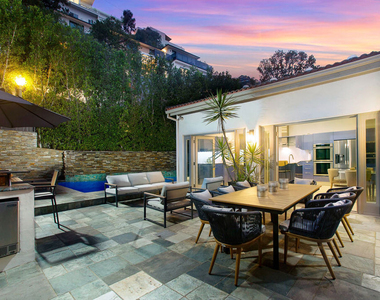 1655 N Crescent Heights Boulevard - Photo Thumbnail 4