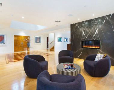 1655 N Crescent Heights Boulevard - Photo Thumbnail 20