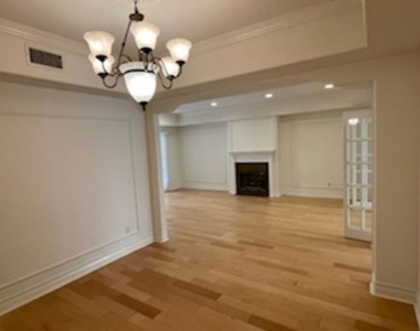 11807 Dorothy Street - Photo Thumbnail 6
