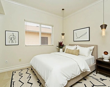 11807 Dorothy Street - Photo Thumbnail 22