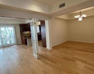 11807 Dorothy Street - Photo Thumbnail 5