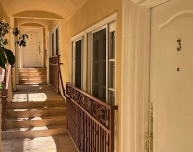 11807 Dorothy Street - Photo Thumbnail 3