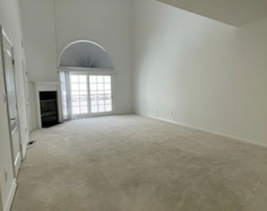 11807 Dorothy Street - Photo Thumbnail 16