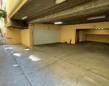11807 Dorothy Street - Photo Thumbnail 39