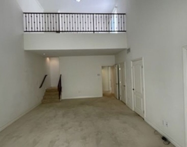 11807 Dorothy Street - Photo Thumbnail 18