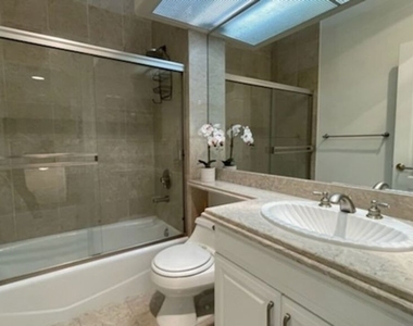 11807 Dorothy Street - Photo Thumbnail 29