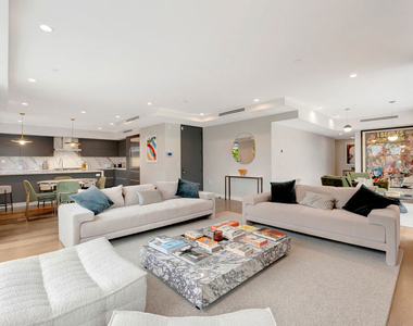 1017 N Croft Ave - Photo Thumbnail 14