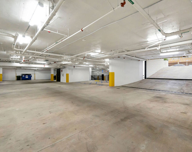 1017 N Croft Ave - Photo Thumbnail 44