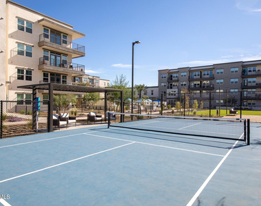 17120 N 51st Avenue - Photo Thumbnail 7