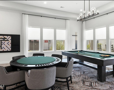 270 W Ocotillo Road - Photo Thumbnail 10