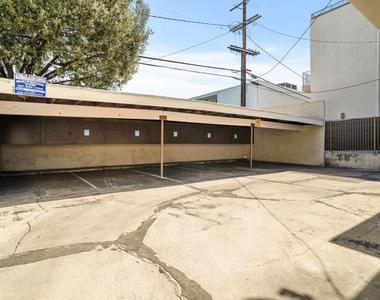 932 Wilcox Ave - Photo Thumbnail 21