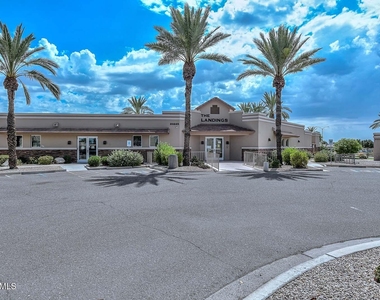 10509 W Runion Drive - Photo Thumbnail 42