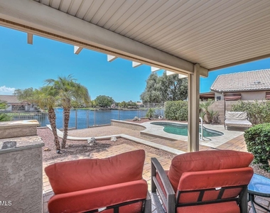 10509 W Runion Drive - Photo Thumbnail 26