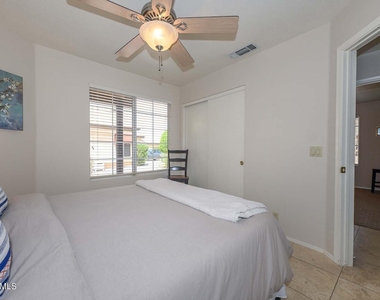 10509 W Runion Drive - Photo Thumbnail 21
