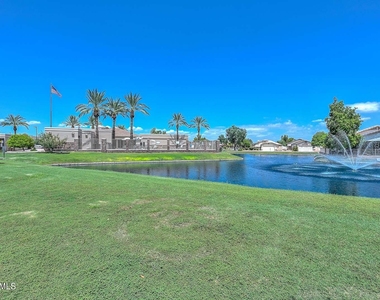 10509 W Runion Drive - Photo Thumbnail 41