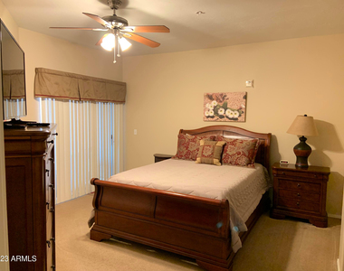 14575 W Mountain View Boulevard - Photo Thumbnail 4