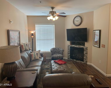 14575 W Mountain View Boulevard - Photo Thumbnail 18