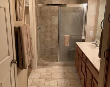 14575 W Mountain View Boulevard - Photo Thumbnail 25