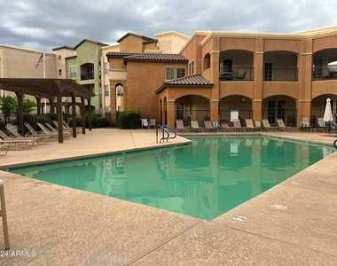 14575 W Mountain View Boulevard - Photo Thumbnail 42