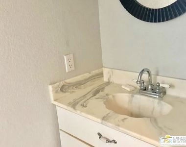 123 W San Carlos Road - Photo Thumbnail 30