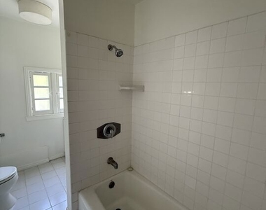 1740 Westerly Terr - Photo Thumbnail 7