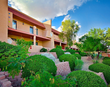 540 S West Road - Photo Thumbnail 8