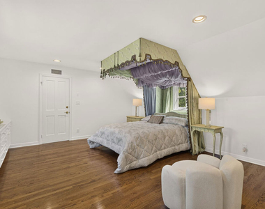 821 N Whittier Drive - Photo Thumbnail 42