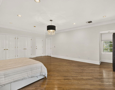 821 N Whittier Drive - Photo Thumbnail 35