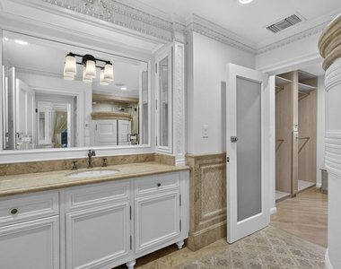 821 N Whittier Drive - Photo Thumbnail 30