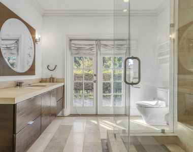 821 N Whittier Drive - Photo Thumbnail 30