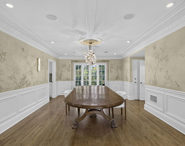 821 N Whittier Drive - Photo Thumbnail 6