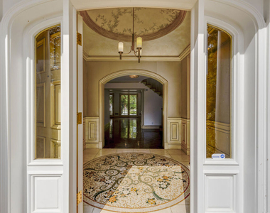 821 N Whittier Drive - Photo Thumbnail 3