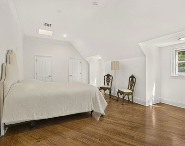 821 N Whittier Drive - Photo Thumbnail 40