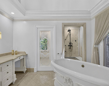 821 N Whittier Drive - Photo Thumbnail 29
