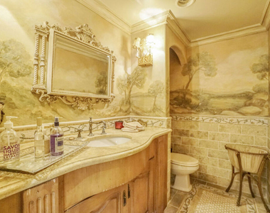821 N Whittier Drive - Photo Thumbnail 18