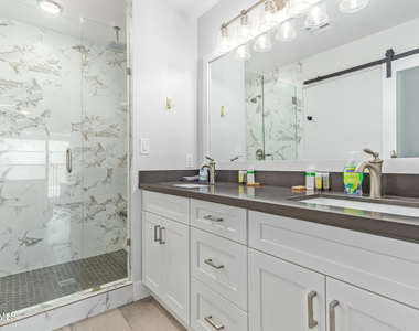 8742 E Weldon Avenue - Photo Thumbnail 15