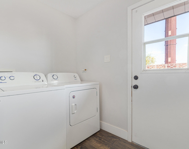 8742 E Weldon Avenue - Photo Thumbnail 38
