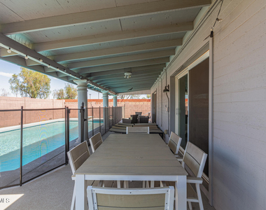 8742 E Weldon Avenue - Photo Thumbnail 11