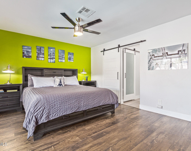 8742 E Weldon Avenue - Photo Thumbnail 12