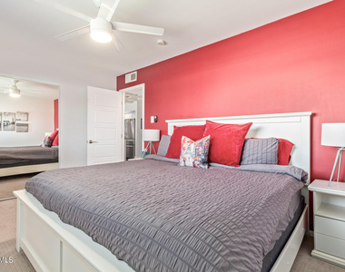 8742 E Weldon Avenue - Photo Thumbnail 29